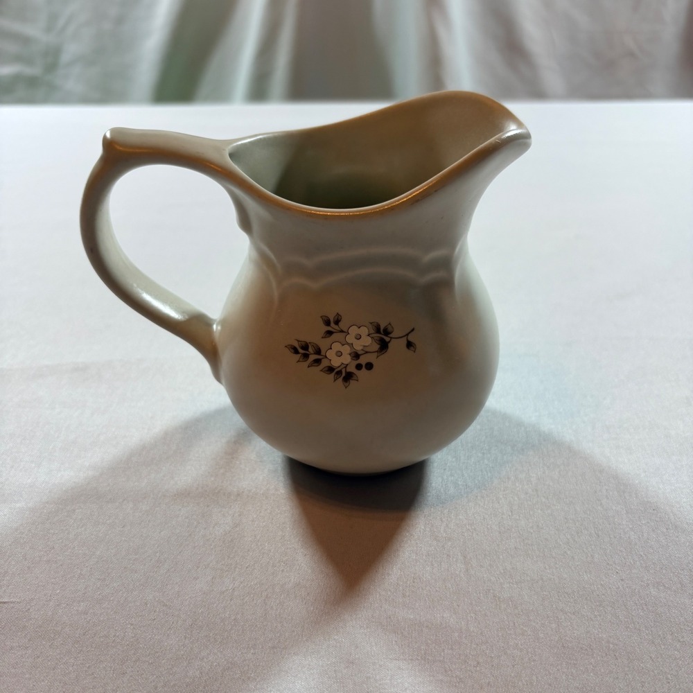 Pfaltzgraff Village Creamer Pitcher Stoneware Tan Brown Floral Vintage USA 024